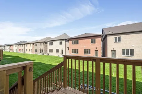 19 Keyworth Crescent Brampton ON L6R 4E8