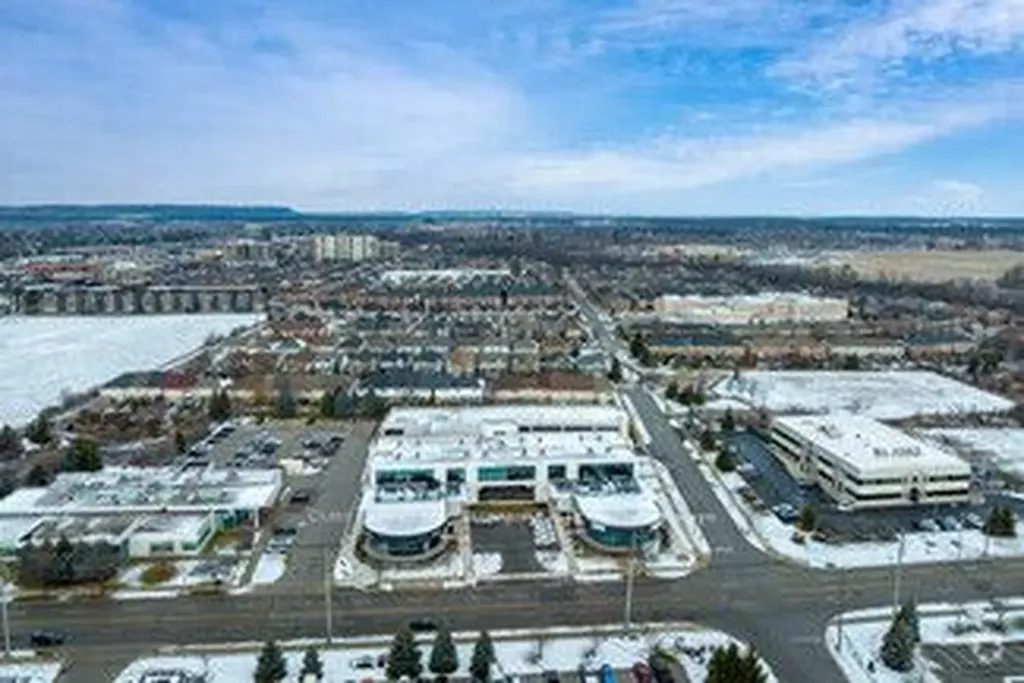5045 Mainway N/a Burlington ON L7L 5Z1