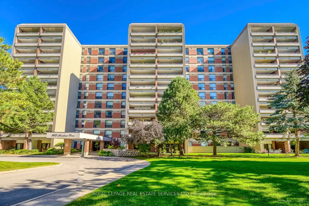 965 Inverhouse Drive Mississauga ON L5J 4B4