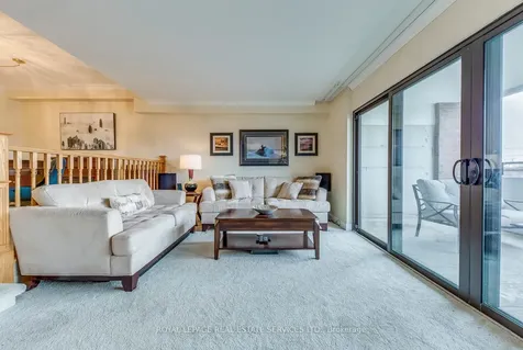 965 Inverhouse Drive Mississauga ON L5J 4B4