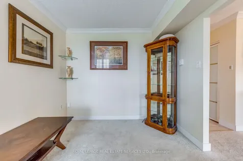 965 Inverhouse Drive Mississauga ON L5J 4B4