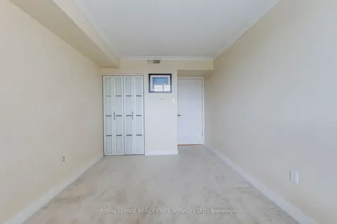 965 Inverhouse Drive Mississauga ON L5J 4B4