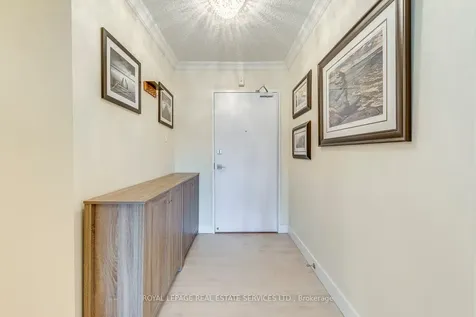 965 Inverhouse Drive Mississauga ON L5J 4B4