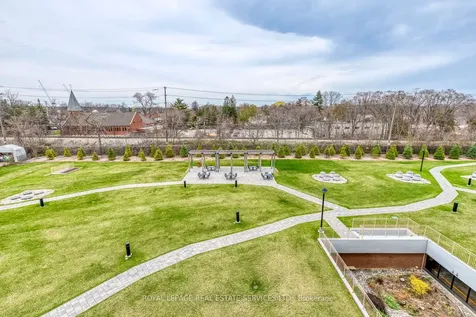 965 Inverhouse Drive Mississauga ON L5J 4B4