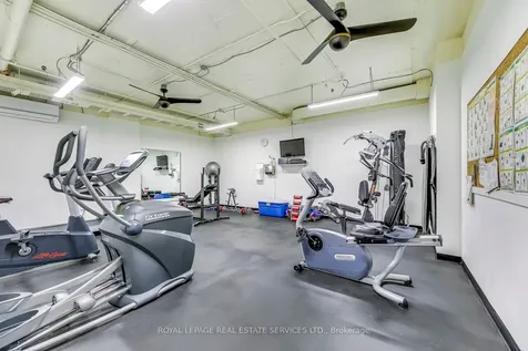 965 Inverhouse Drive Mississauga ON L5J 4B4