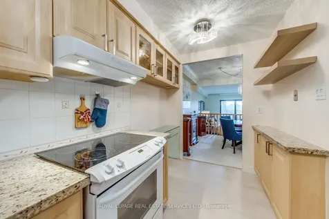 965 Inverhouse Drive Mississauga ON L5J 4B4