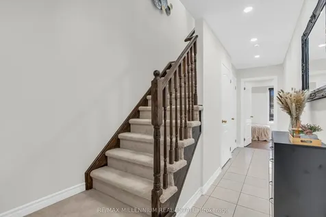 14 Kayak Heights Brampton ON L6Z 0H8