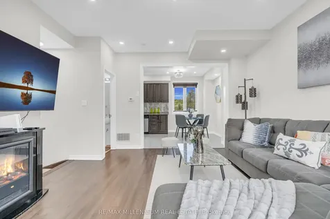 14 Kayak Heights Brampton ON L6Z 0H8