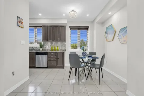 14 Kayak Heights Brampton ON L6Z 0H8