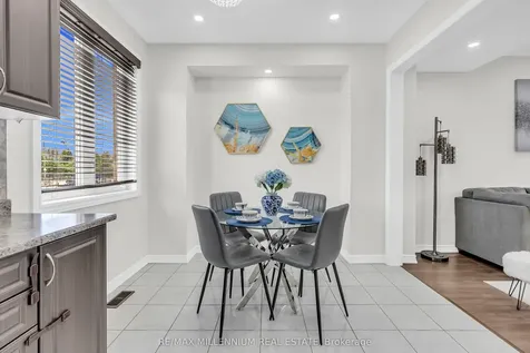 14 Kayak Heights Brampton ON L6Z 0H8