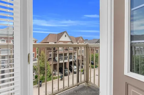 14 Kayak Heights Brampton ON L6Z 0H8