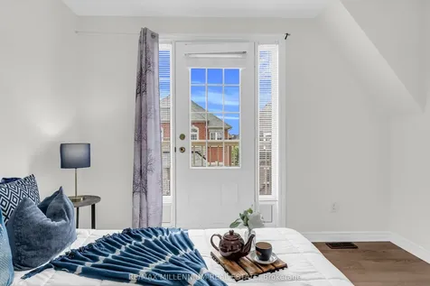 14 Kayak Heights Brampton ON L6Z 0H8