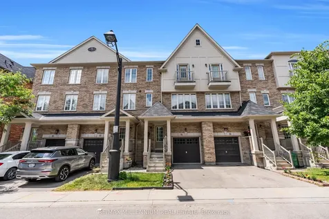 14 Kayak Heights Brampton ON L6Z 0H8