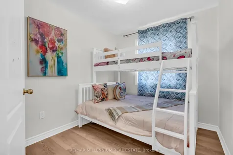 14 Kayak Heights Brampton ON L6Z 0H8