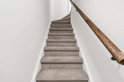 14 Kayak Heights Brampton ON L6Z 0H8