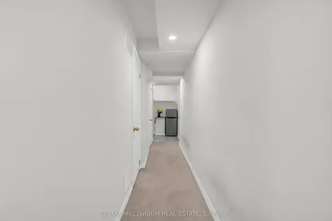 14 Kayak Heights Brampton ON L6Z 0H8