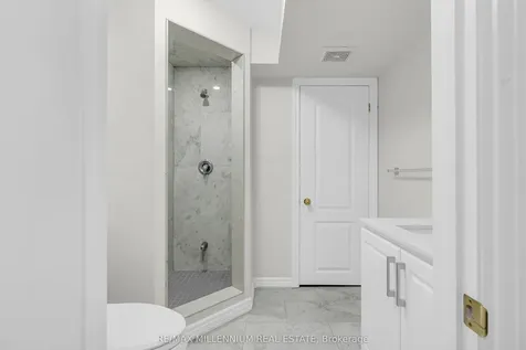 14 Kayak Heights Brampton ON L6Z 0H8