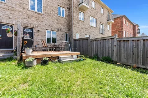 14 Kayak Heights Brampton ON L6Z 0H8