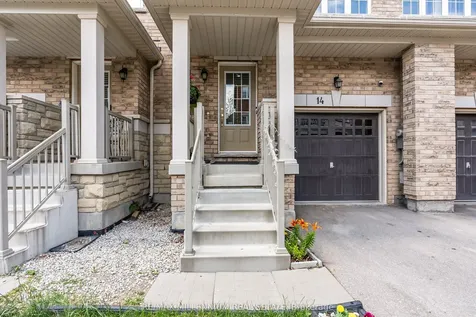 14 Kayak Heights Brampton ON L6Z 0H8