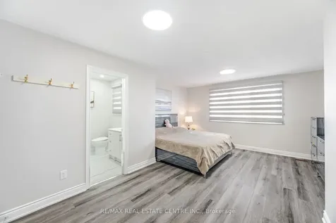 27 Woodsend Run Brampton ON L6Y 4G8