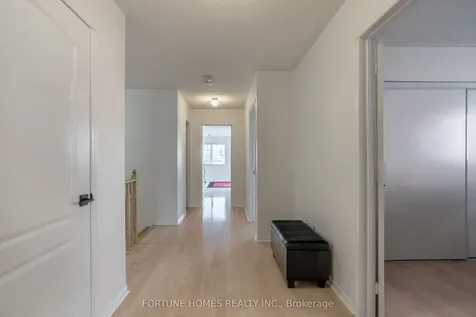 197 Vintage Gate Brampton ON L6X 5B8