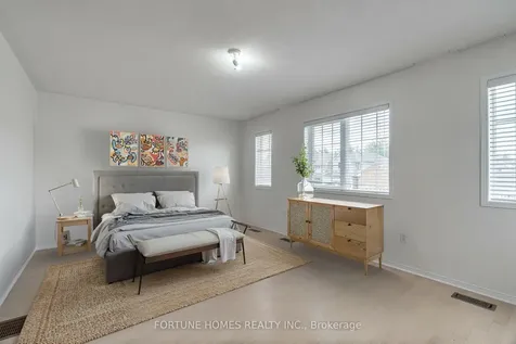 197 Vintage Gate Brampton ON L6X 5B8