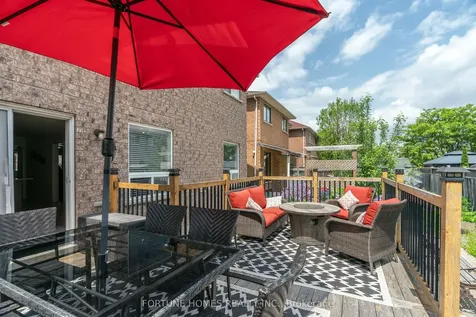 197 Vintage Gate Brampton ON L6X 5B8