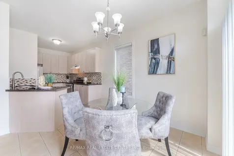 47 Begonia Crescent Brampton ON L7A 0M7