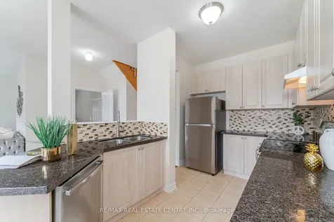 47 Begonia Crescent Brampton ON L7A 0M7