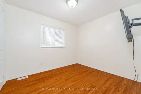 47 Begonia Crescent Brampton ON L7A 0M7