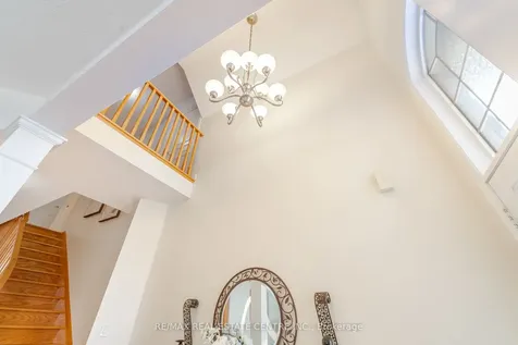 47 Begonia Crescent Brampton ON L7A 0M7