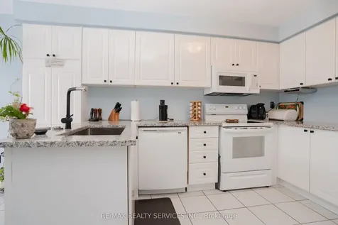 195 Van Scott Drive Brampton ON L7A 1V2