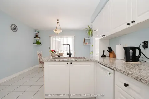 195 Van Scott Drive Brampton ON L7A 1V2