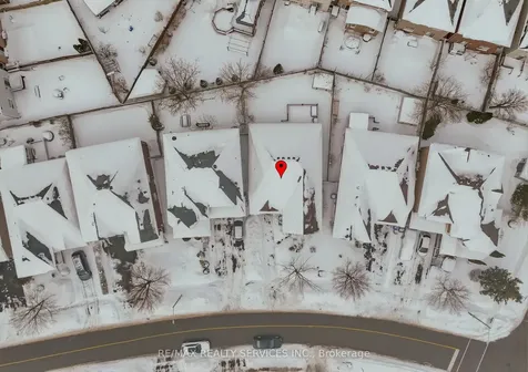 195 Van Scott Drive Brampton ON L7A 1V2