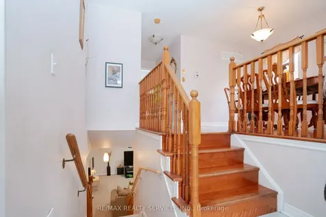 195 Van Scott Drive Brampton ON L7A 1V2