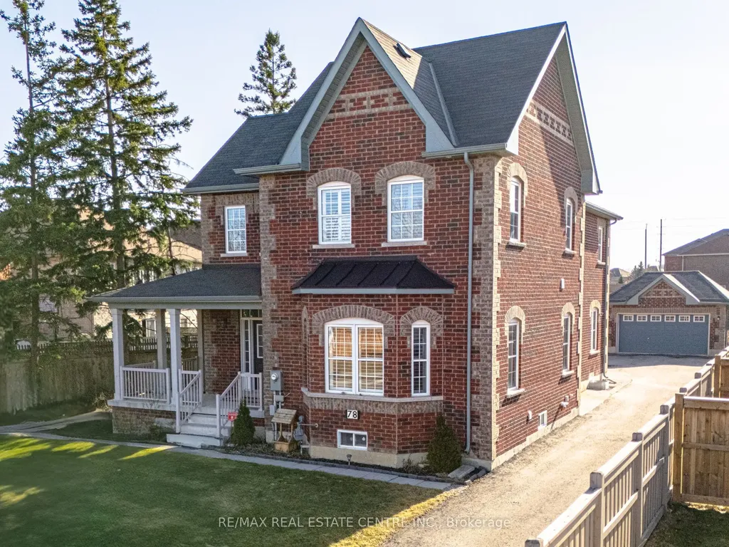 78 Hollowgrove Boulevard Brampton ON L6P 0Y3