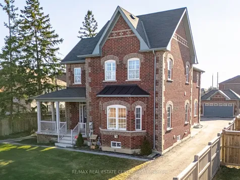 78 Hollowgrove Boulevard Brampton ON L6P 0Y3
