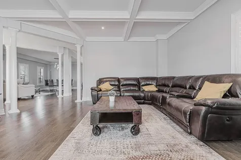 78 Hollowgrove Boulevard Brampton ON L6P 0Y3