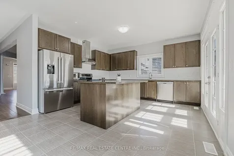 78 Hollowgrove Boulevard Brampton ON L6P 0Y3