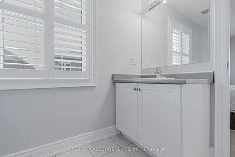 78 Hollowgrove Boulevard Brampton ON L6P 0Y3