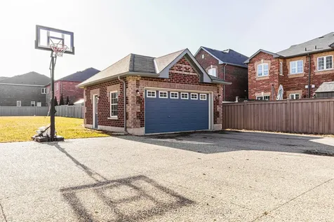 78 Hollowgrove Boulevard Brampton ON L6P 0Y3