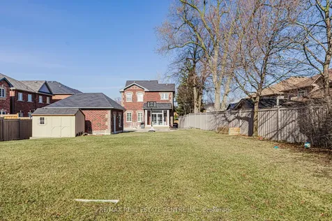 78 Hollowgrove Boulevard Brampton ON L6P 0Y3