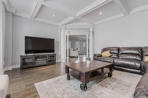 78 Hollowgrove Boulevard Brampton ON L6P 0Y3