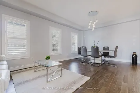 78 Hollowgrove Boulevard Brampton ON L6P 0Y3