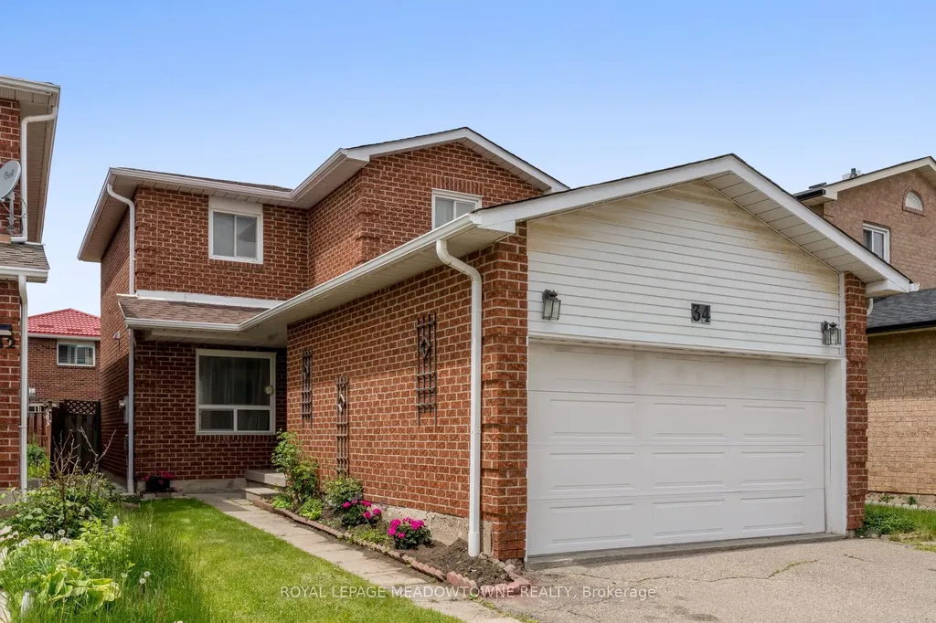 34 Metzak Drive Brampton ON L6Z 4N3