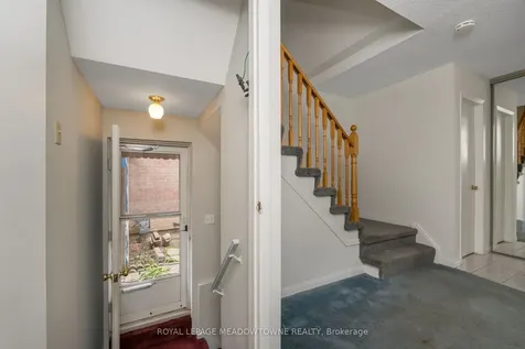 34 Metzak Drive Brampton ON L6Z 4N3