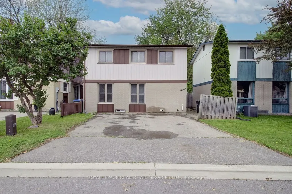 11 Jacobs Square Brampton ON L6S 2M5