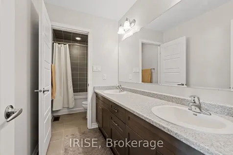 173 Robert Parkinson Drive Brampton ON L7A 0G3