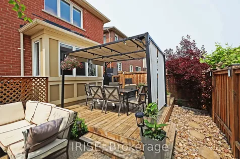 173 Robert Parkinson Drive Brampton ON L7A 0G3