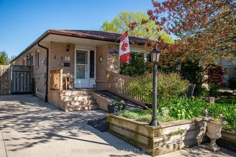 18 Gulliver Crescent Brampton ON L6S 1S9